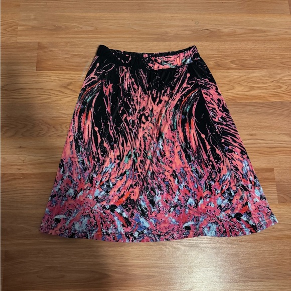 Pink skirt - Picture 3 of 5